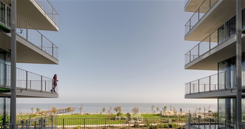 Prata Riverside Village